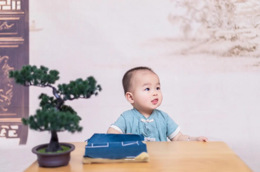 梅河口宝宝喉咙长泡发烧